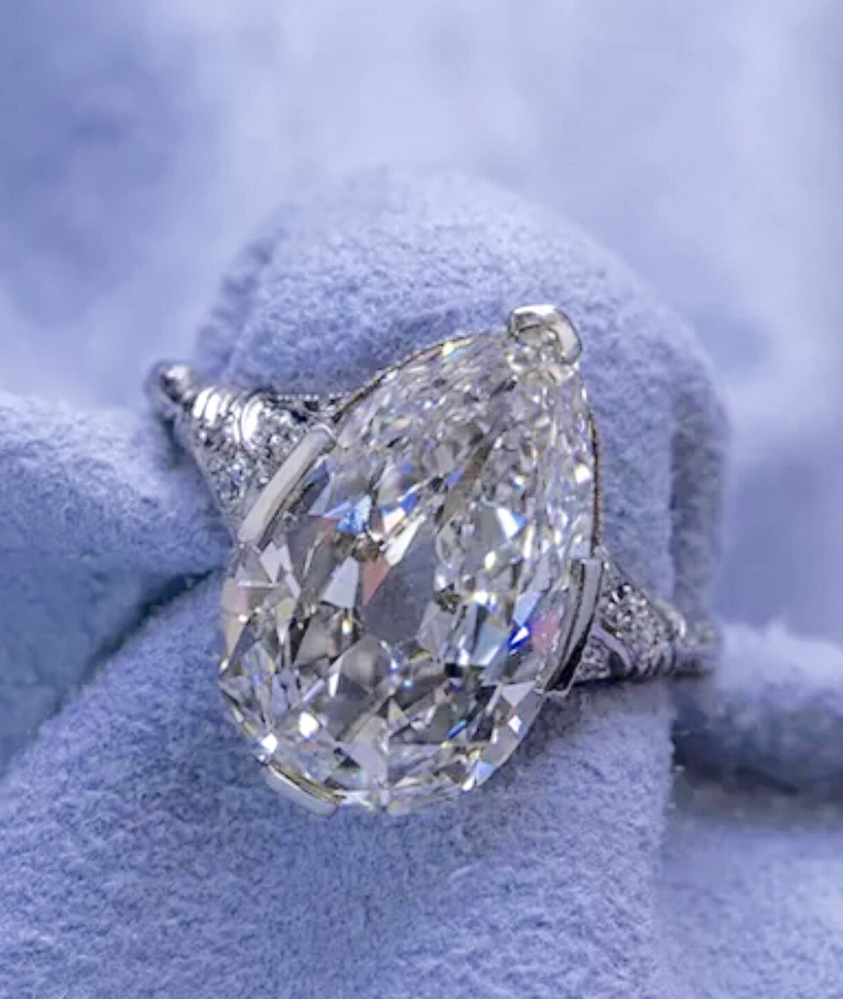 Antique Pear Cut Edwardian Style Diamond Engagement Ring VS2 G