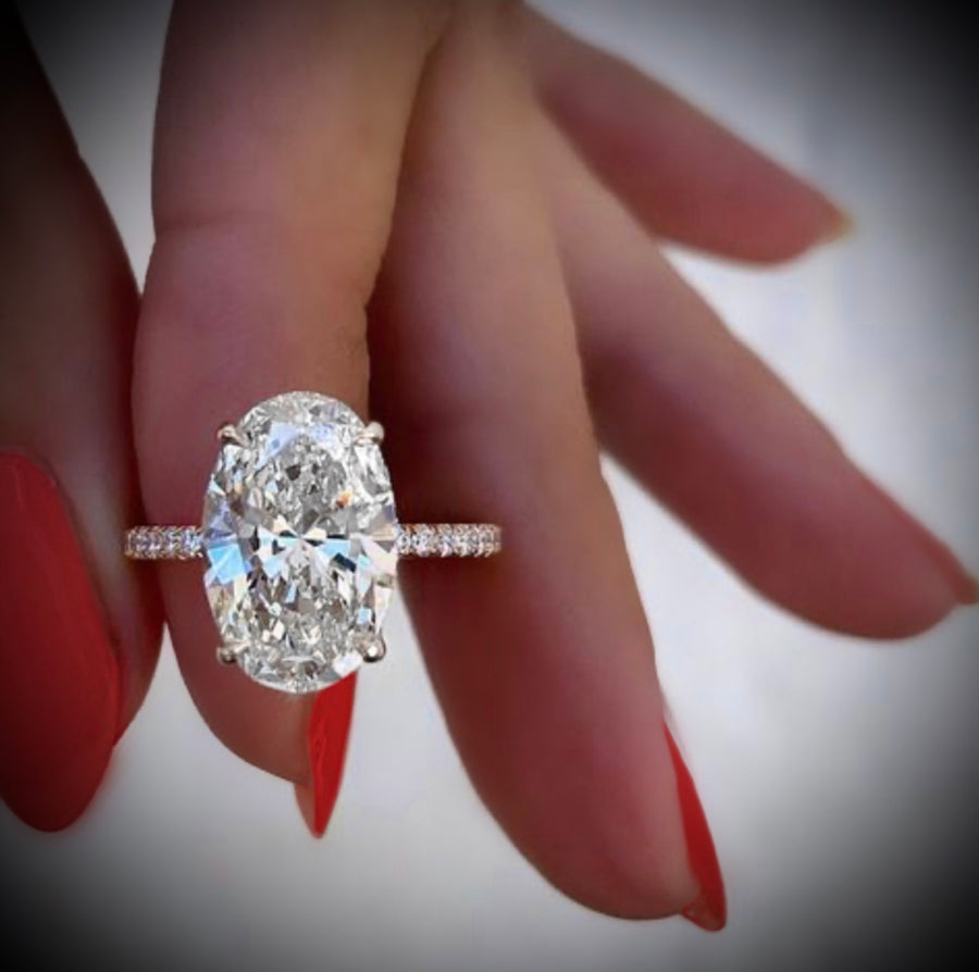 2.82 CT OVAL Solitaire Engagement Ring VS2