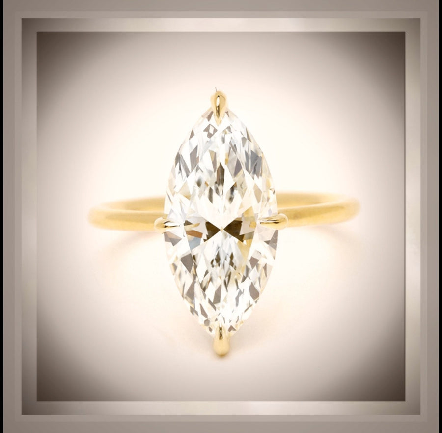 2.50 Ct Marquise cut Diamond Solitaire Engagement Ring VS2