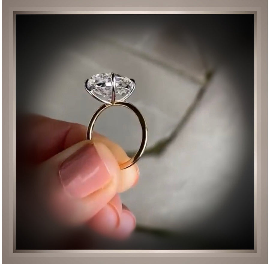 2.00 Ct  Brilliant Cut Oval Diamond Solitaire Engagement Ring