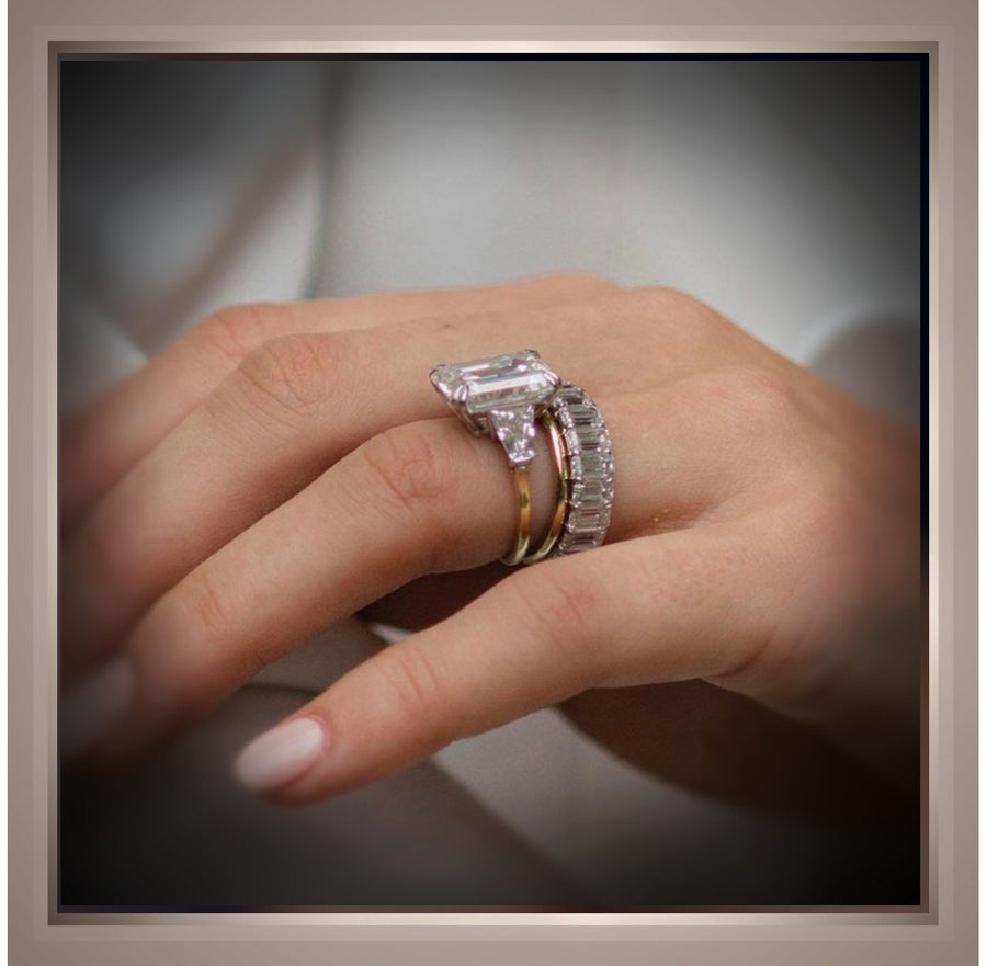 BIG DIAMOND***3.52 Ct Emerald Cut Diamond Ring W/ Baguettes  VS1-2