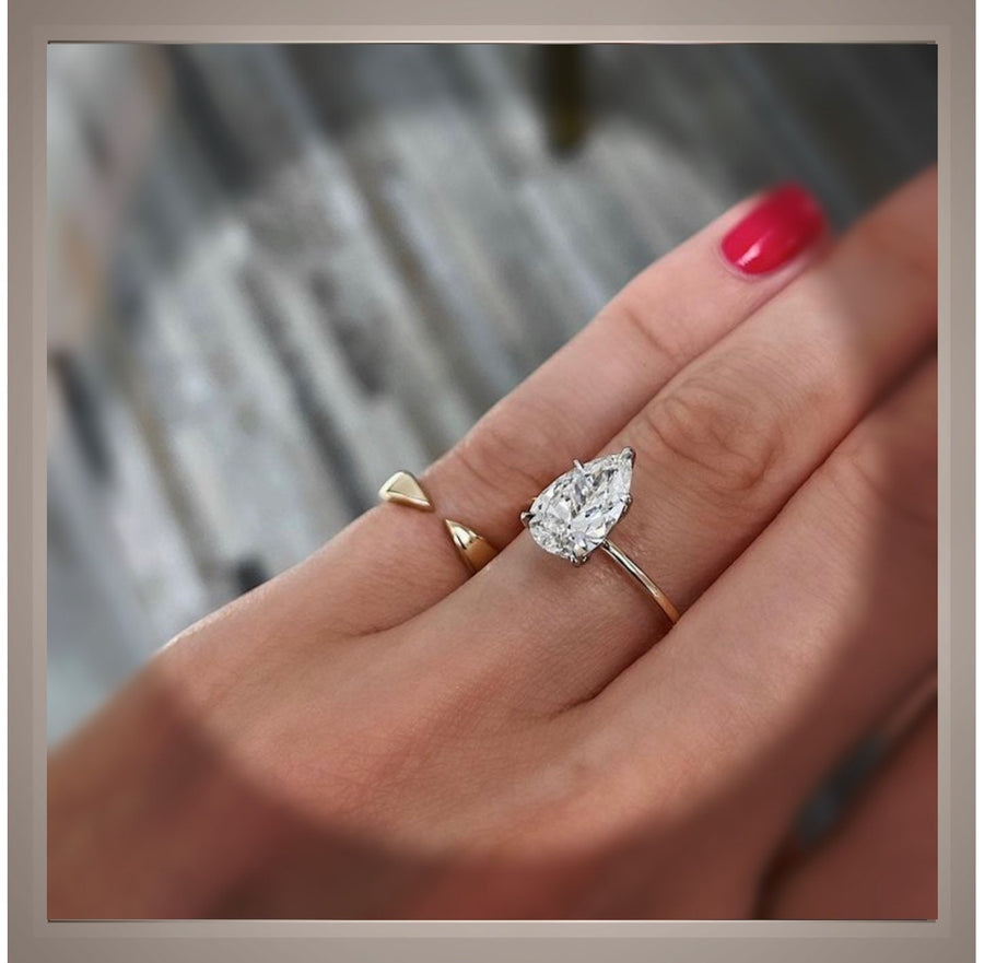 GIA Certified  ***2.11 Ct  VVS2 E Brilliant Cut Pear Diamond Solitaire Engagement Ring